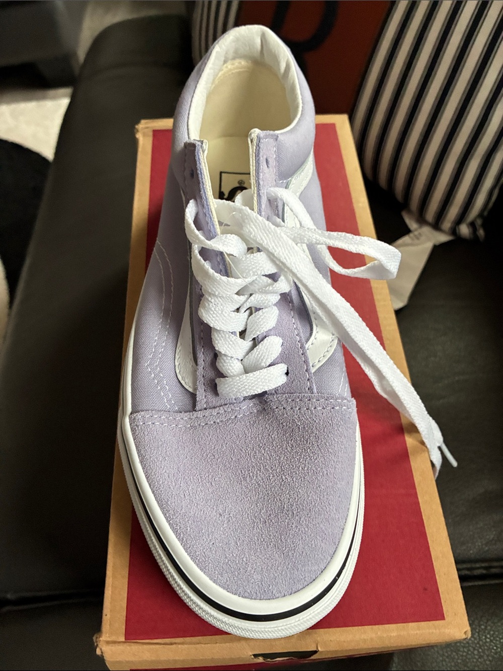 Classic Women's Lavender Canvas Skate Sneaker with White Accents size 8